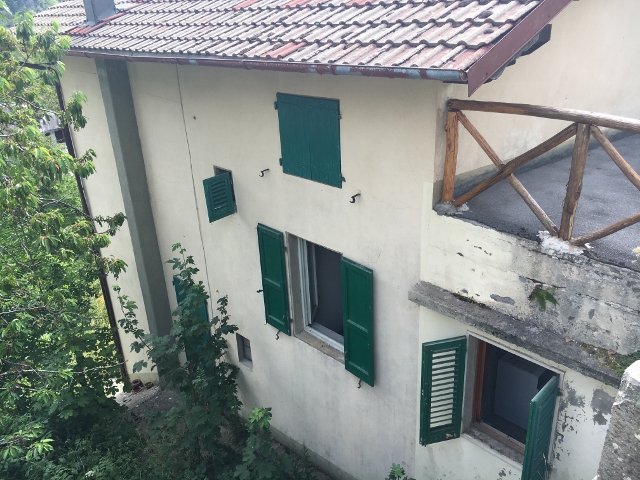 Villetta Terra Tetto Cutigliano Piandinovello Mq 125