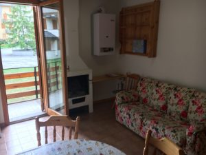 Affitto Appartamento Bilocale Faidello Parco-Daini Mq 42 Piano Primo Caminetto Affitto Appartamento Bilocale Faidello Parco-Daini Mq 42 Piano Primo Caminetto