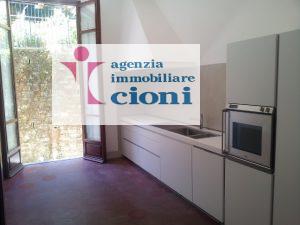 Appartamento Quadrilocale Firenze Porta Romana V. Pindemonte Mq 170 Piano Rialzato Ristrutturato