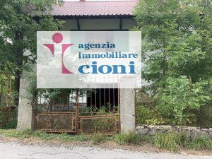 Villetta Abetone Uccelliera Mq 120 Tre Piani Sette Locali