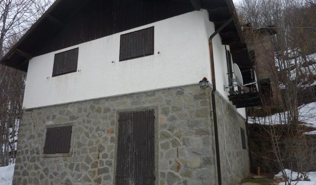 Due Villette Terra Tetto Abetone Bar Alpino 4 Vani Mq 100 da ristrutturare