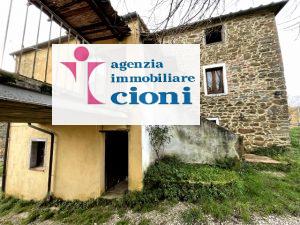 Agriturismo Bed-and-Breakfast Ambra Bucine Due Casali Mq 340 Podere 9 Ettari Azienda Agricola Oli-Vinicola B&B