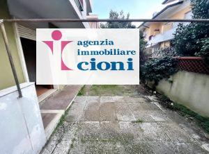 Trilocale Viareggio Terminetto Mq 66 Piano Terra Giardino Mq 100 Parcheggio Privato