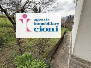 Appartamento Cinque-Vani Lizzano Pistoiese Mq 120 Piano Primo Tre Camere Terrazzo Lavanderia Cantina