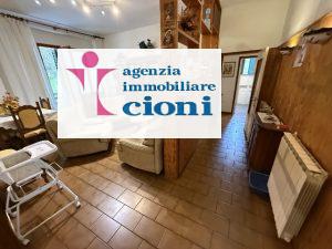Appartamento Cinque-Vani Lizzano Pistoiese Mq 120 Piano Primo Tre Camere Terrazzo Lavanderia Cantina
