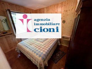 Mansarda Indipendente Trilocale Doganaccia Mq 50 Piano Primo Caminetto Due Balconi Soffitta Caldaia Gas GPL