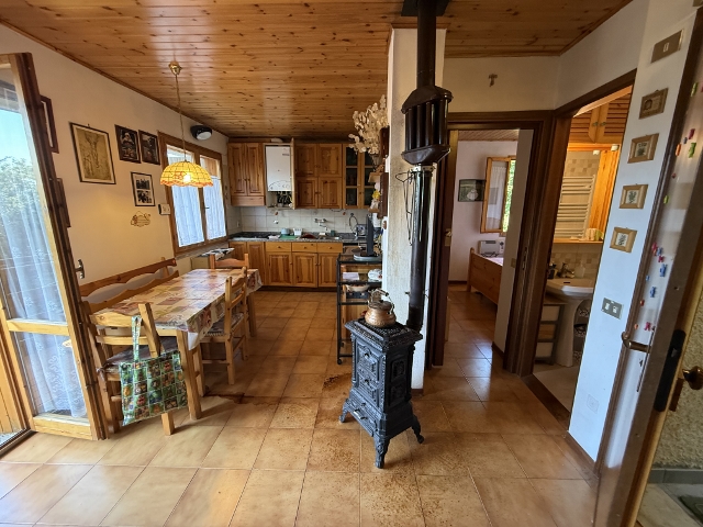 Bilocale Indipendente Il-Melo Cutigliano Mq 60 P.1° Due Livelli Mansarda Balcone Stufa Legna