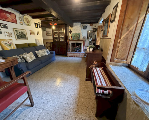 Casale Ristrutturato Le Regine Pianaccio Abetone Mq 200 Tre Livelli Tre Cantine Giardino Mq 100 Bosco 7 Ettari