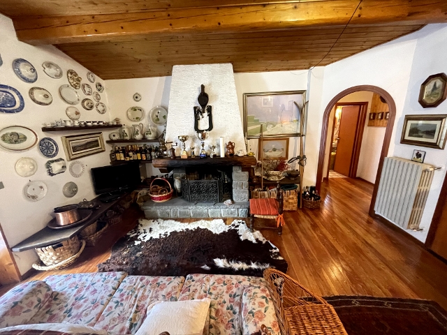 Mansarda Mq 110 Le Regine Via-Petrucci Abetone Cinque Vani P. 3° Terrazzo