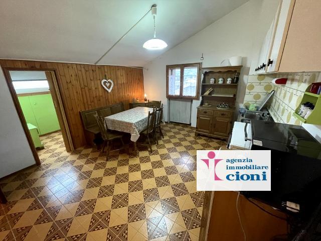 Mansarda-Trilocale-Dogana-Nuova-Fiumalbo-Mq-50-Tre-Vani-Quarto-Piano-27