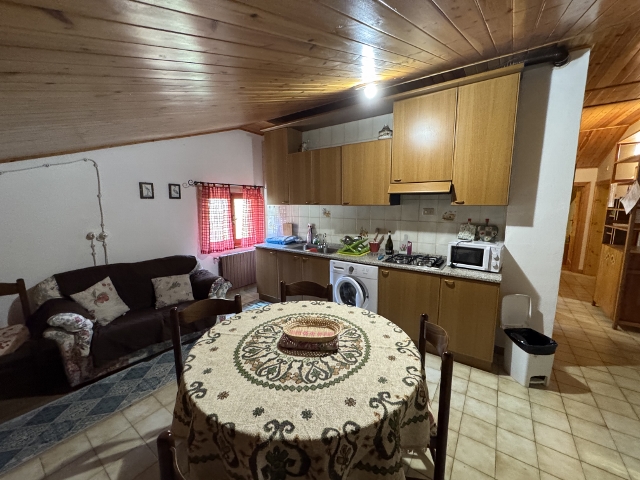 Mansarda Trilocale Rivoreta Rio-Botre Mq 55 Piano Secondo Giardino