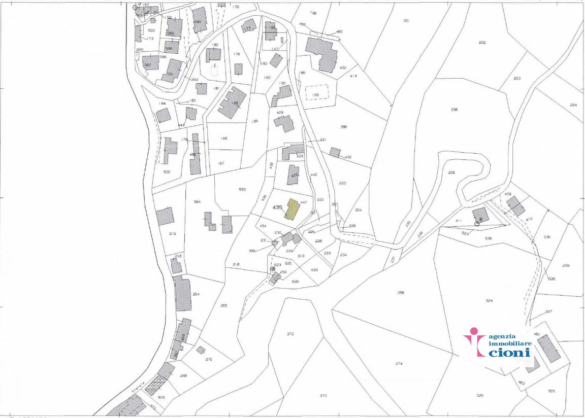 Mansarda-Via-Lago-Fiumalbo-Mq-90-Quadri-Locale-Piano-Quarto-Caminetto-Due-Balconi-Cantina-Giardino-Comune-Parcheggio-1