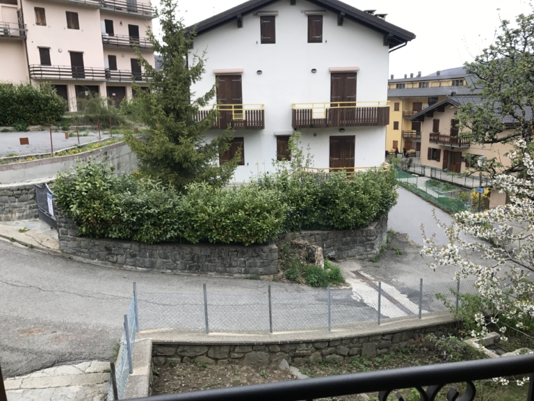 Trilocale Indipendente Faidello Fiumalbo Mq 70 Giardino Mq 200 Cantina Garage