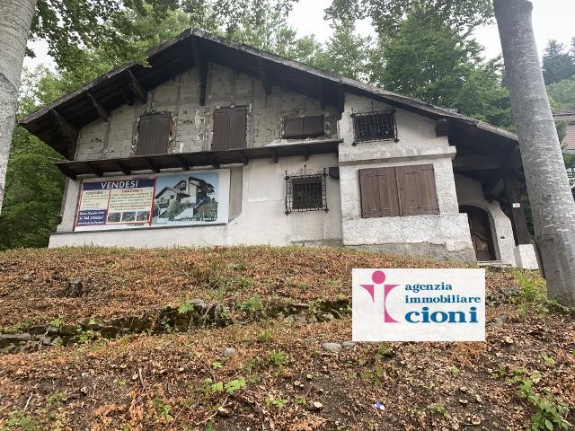 Villa-Abetone-Via-Pescinone-Mq-400-10-Vani-Due-Livelli-Terrazzo-Mq-180-Terreno-Mq-1800-2-2