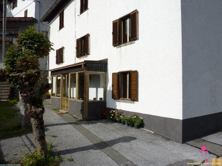 Villetta-Terra-Tetto-Abetone-Le-Regine-Sei-Vani-Mq-130-1